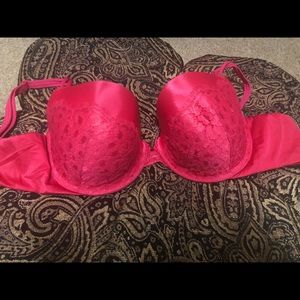 Very Sexy Lined Demi Bra by Victoria’s Secret
